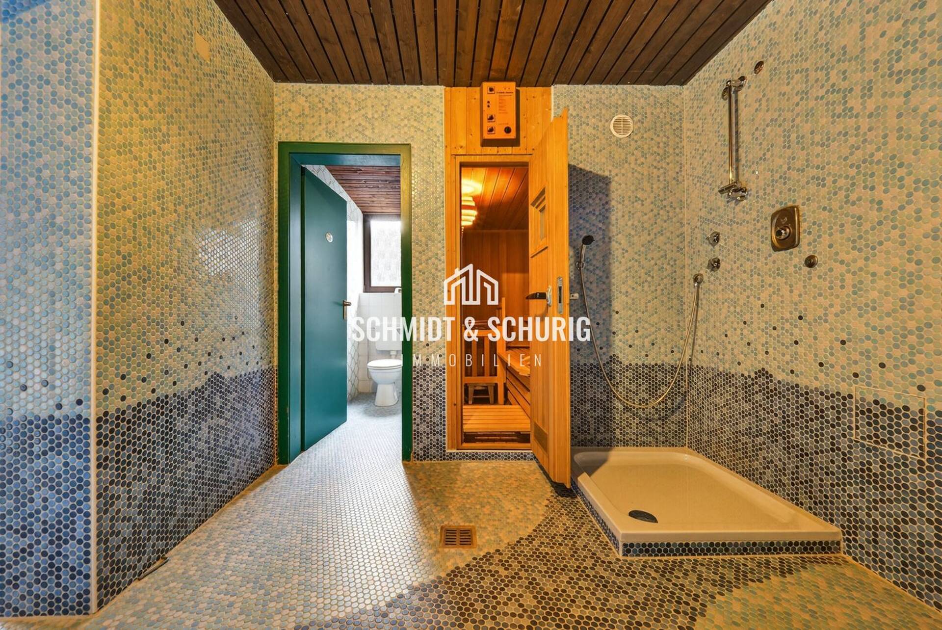 Haus in 76646 Bruchsal / Helmsheim mit 377 m² kaufen