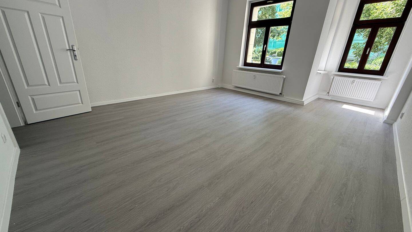 TOP sanierte Whg. - WG-gerecht EBK mögl.!+ Bad mit Fenster