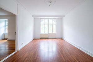 Wohnen mit Stil: 4-Zimmer-Gründerzeitaltbau mit Stuck und Südbalkon – 12205 Berlin – Vorschaubild 7