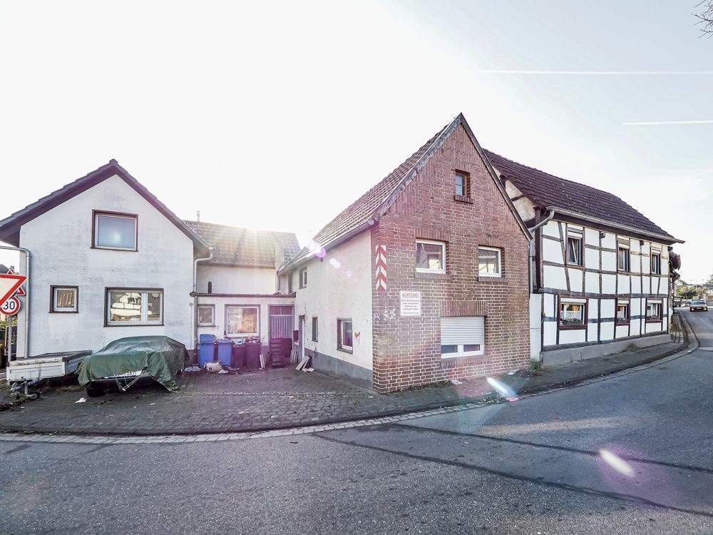 Entwicklungsfähiges Einfamilienhaus – Mechernich – Vorschaubild 2