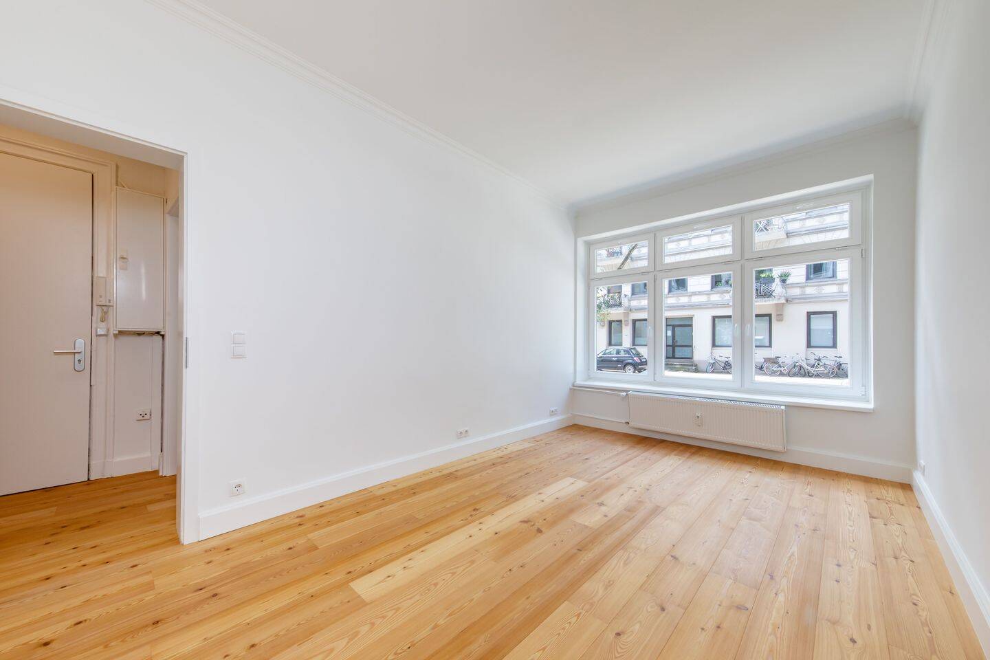 Helle 2-Zimmer-Erdgeschosswohnung mit grozügiger Terrasse in Eimsbüttel – Hamburg – Vorschaubild 4
