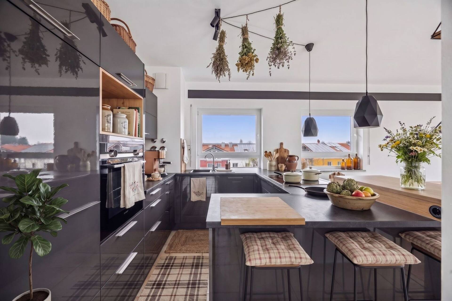 Dachgeschosswohnung in 83646 Bad Tölz mit 150 m² kaufen