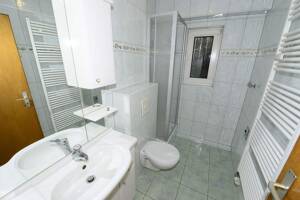 Frauenland: Wohnhaus mit vielseitig nutzbarem Grundriß – 97074 Würzburg – Vorschaubild 9