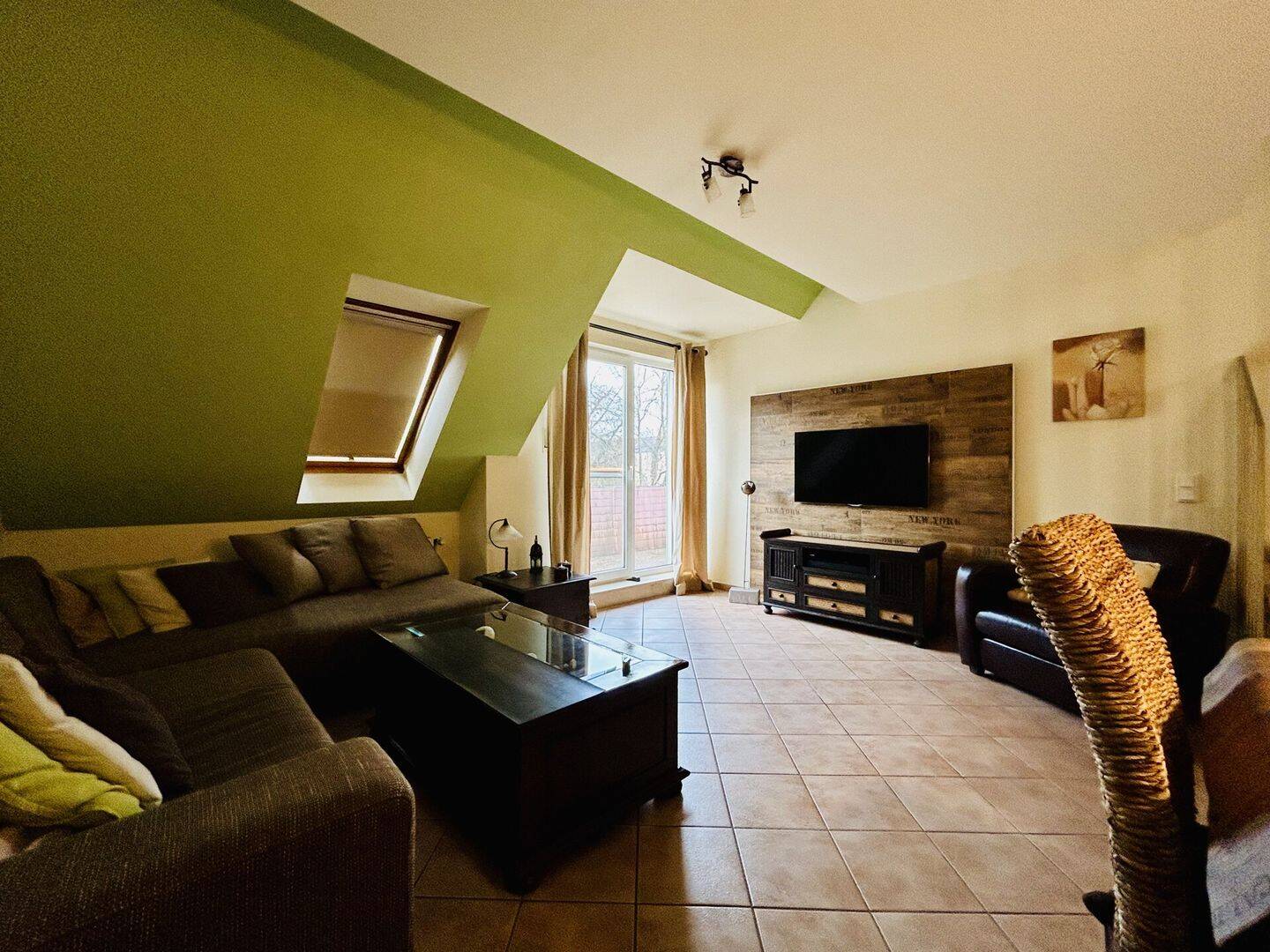 Maisonette mit Kamin, Balkon & Spitzboden - ideal für Eigennutzer oder Kapitalanleger – Bottrop – Vorschaubild 3