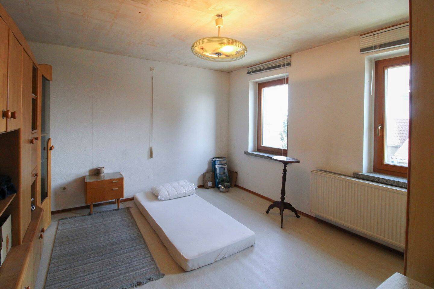 Freistehendes EFH in ruhiger Lage - Garten und Garagen - sofort bezugsfrei - Renovierungsbedarf – Schkeuditz – Vorschaubild 5