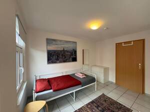 Möbliertes WG-Zimmer auf Zeit in Stuttgart-Zentrum – 70182 Stuttgart – Vorschaubild 4