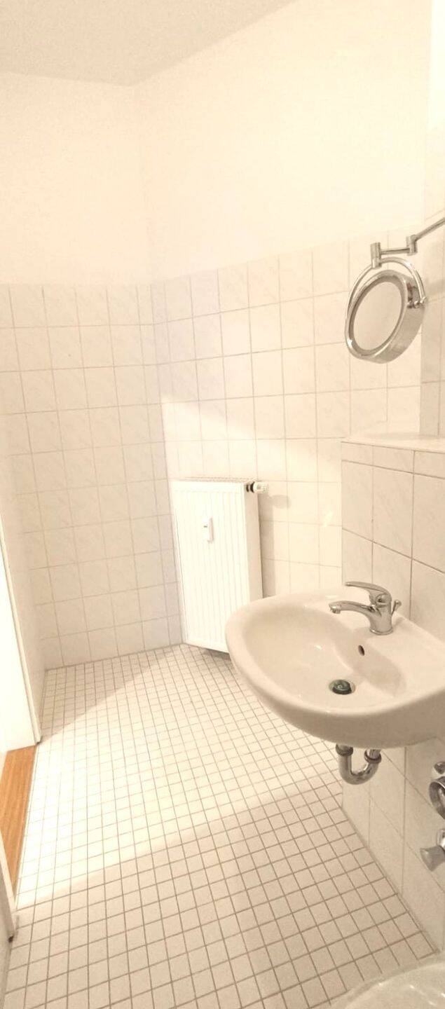 freundlich geschnittene 1 Raum Wohnung inkl. Küche zum Wohlfühlen – Chemnitz – Vorschaubild 9