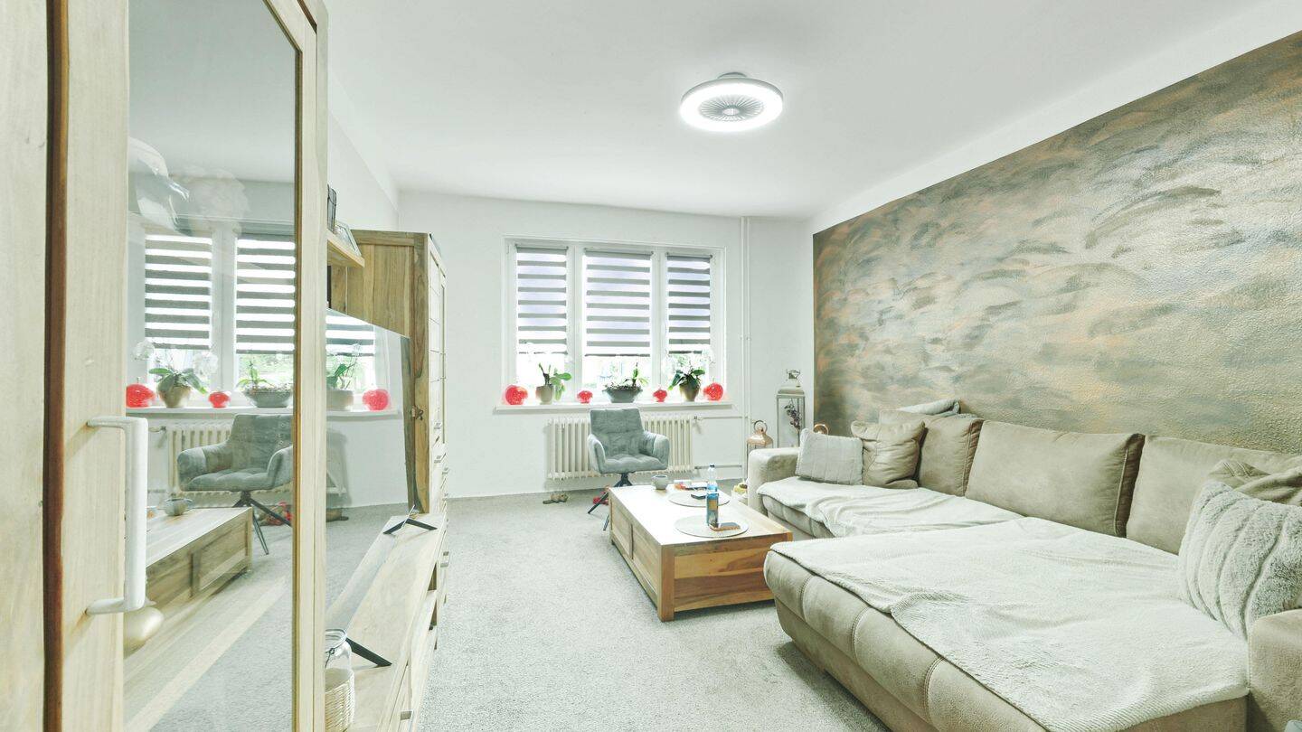 Gepflegte 3-Zimmer-Erdgeschosswohnung mit Balkon, Gartenanteil und soliden Modernisierungen – Berlin – Vorschaubild 3