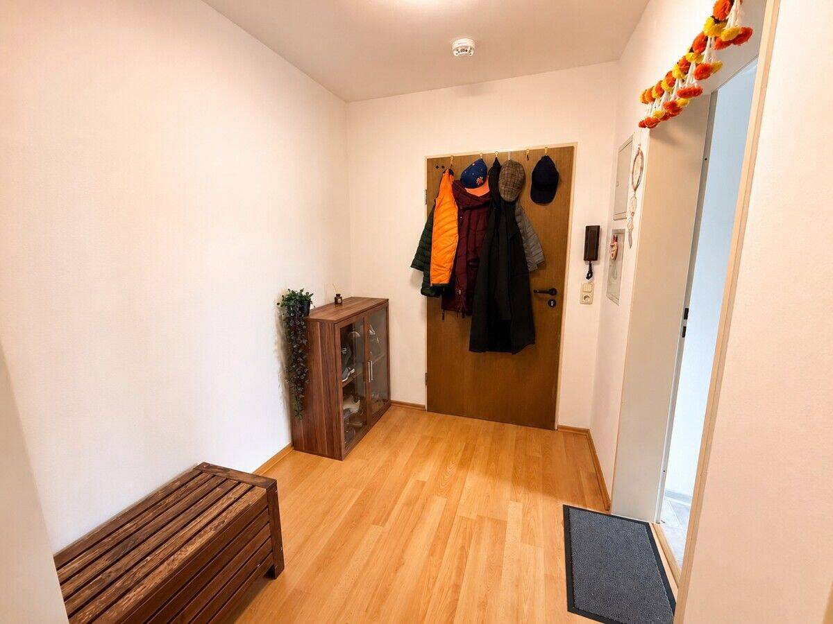 Dachgeschosswohnung mit Ausbaureserve in denkmalgeschützter Wohnanlage in Augsburg – Augsburg – Vorschaubild 4