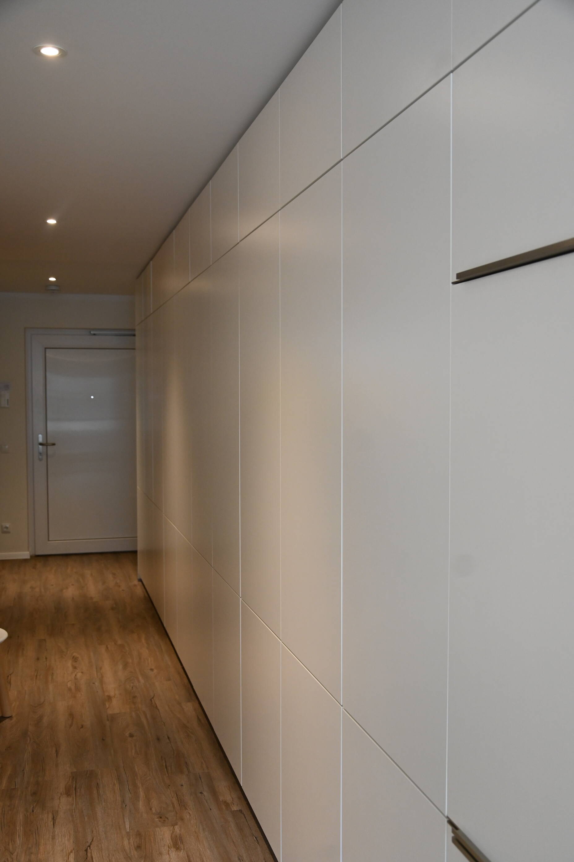 Hochwertige Mietwohnung in 93133 Burglengenfeld, teilmöbliert mit Südwest Balkon – Burglengenfeld – Vorschaubild 4