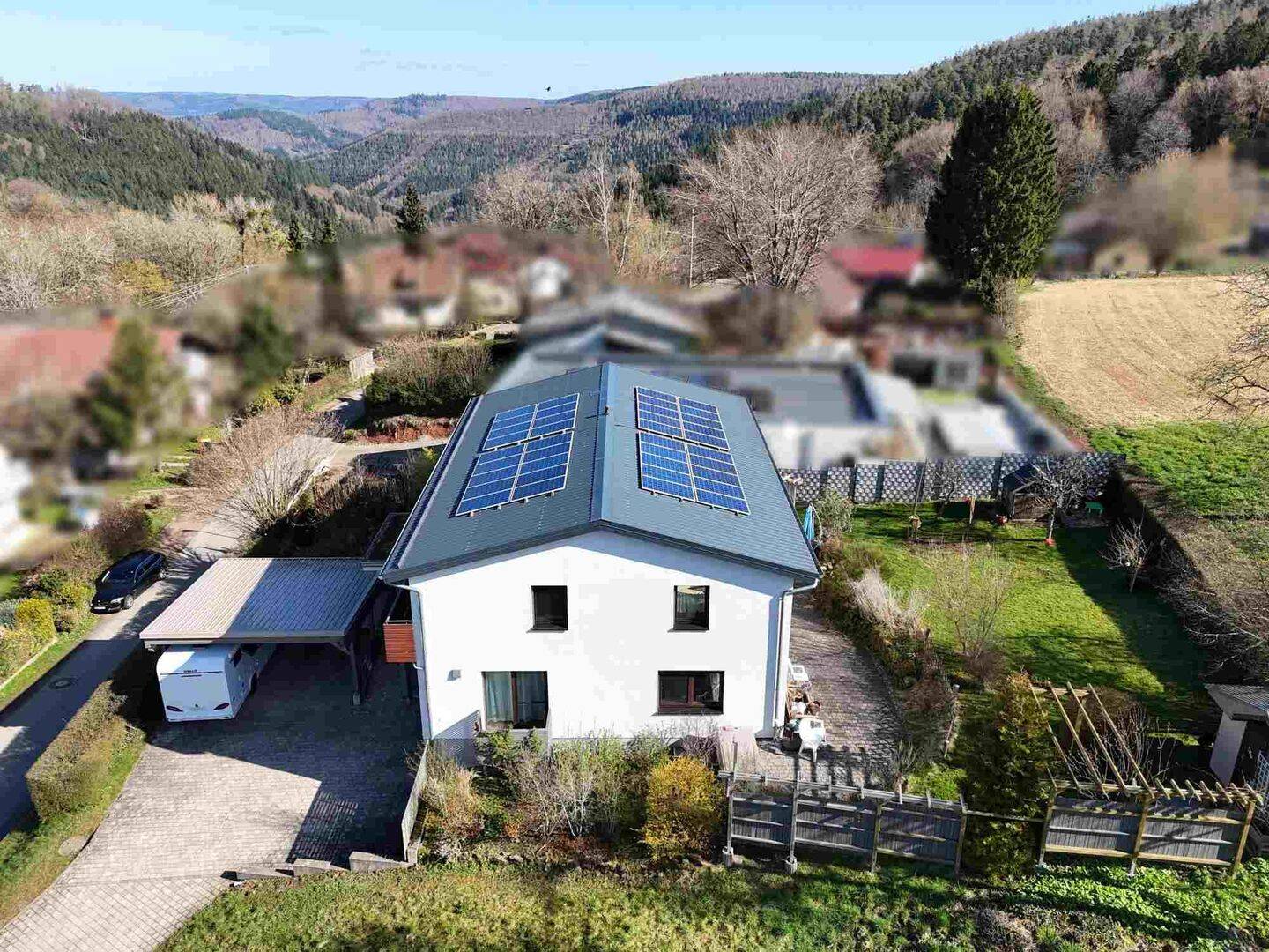 Familienglück in ländlicher Idylle – Waldbrunn – Vorschaubild 2