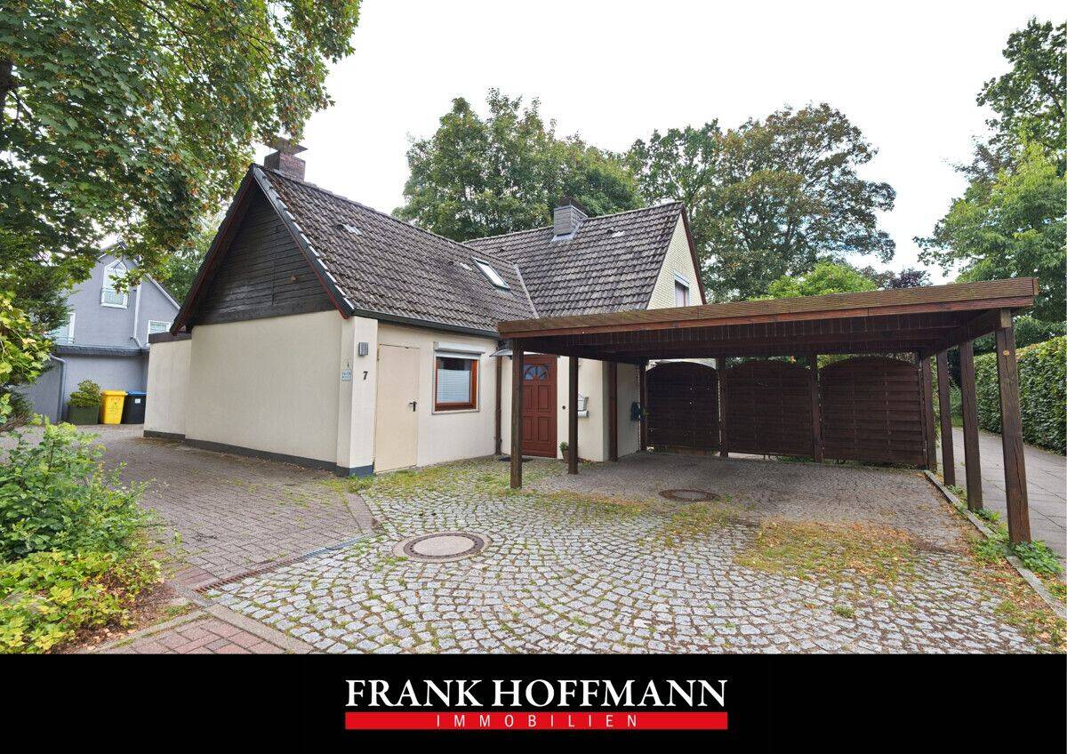 Mehrgenerationshaus - Charmantes Zweifamilienhaus in Hamburg-Poppenbüttel – 22399 Hamburg – Bild 1 von 9