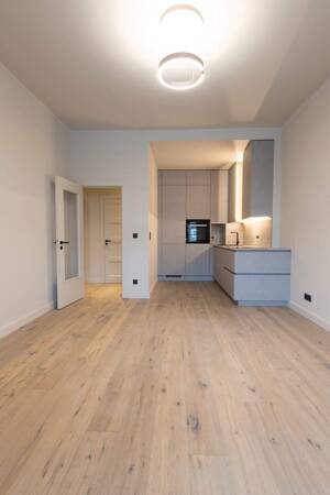 Kernsanierte Altbauwohnung in Hamburg - Winterhude – 22299 Hamburg – Vorschaubild 2