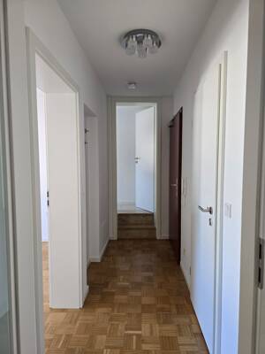Helle 2-Zimmer-Wohnung mit Einbauküche, Balkon & praktischem Nebenraum – Würzburg-Heidingsfeld – 97084 Würzburg – Vorschaubild 8