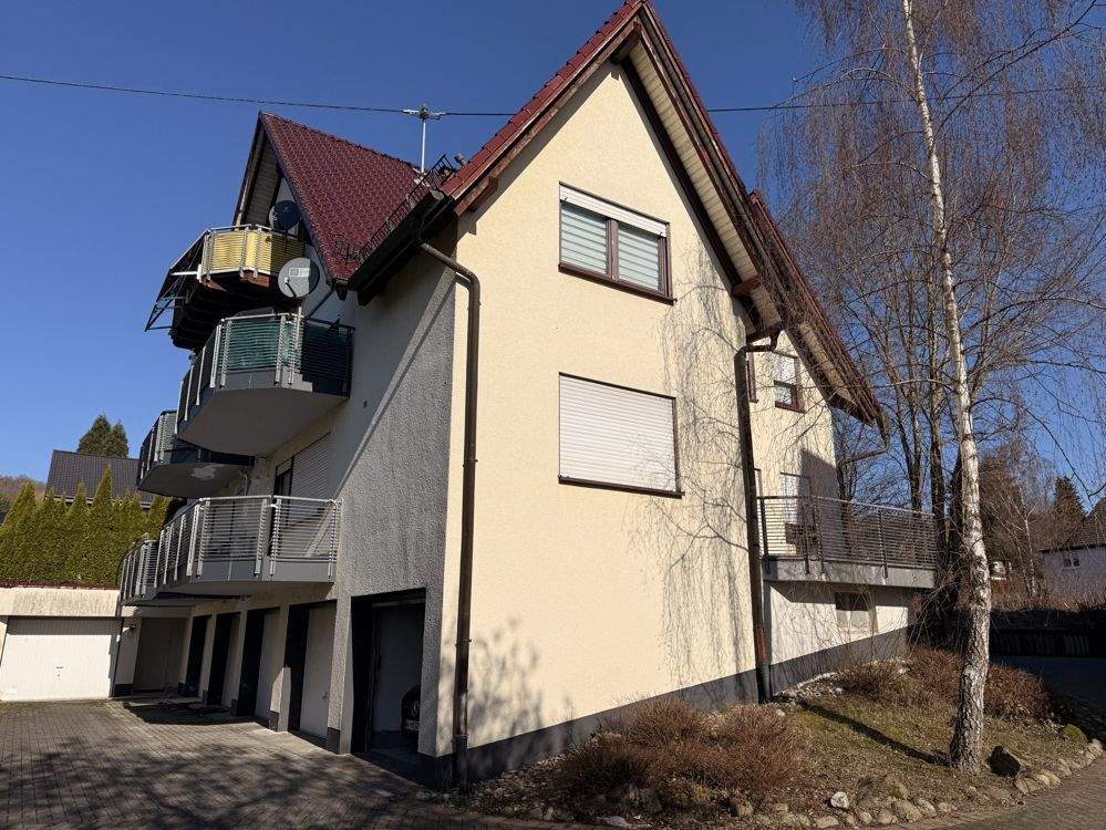 Solides Mehrfamilienhaus mit 5 Wohnungen und 5 Garagen! Stadt Bad Marienberg! – Bad Marienberg (Westerwald) – Vorschaubild 5