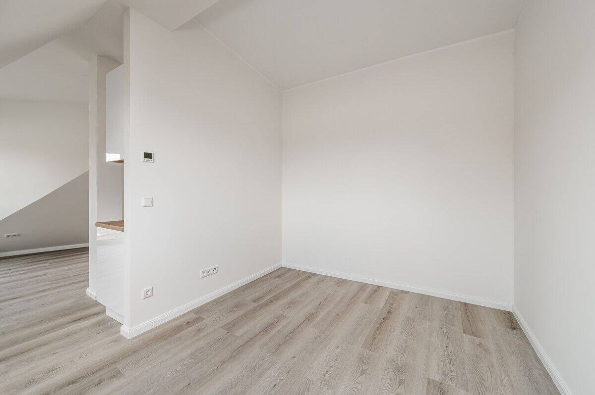 Tolle DG-Wohnung - 2,5 Zimmer zur Selbstnutzung oder als rentable Kapitalanlage! – Berlin – Vorschaubild 8