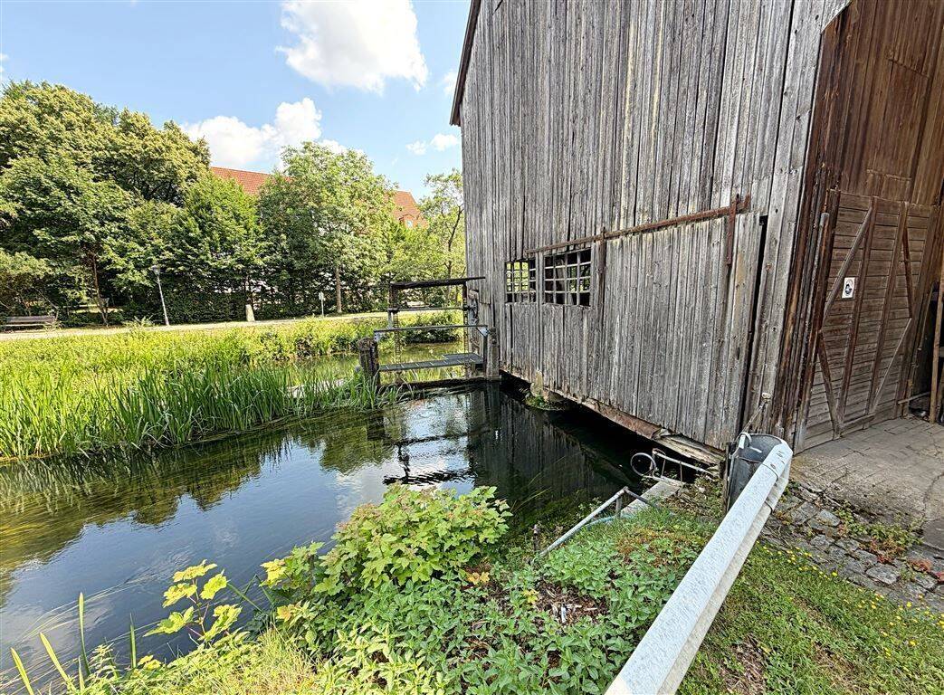 Einzigartiges Ensemble! Ehemaliges Mühlenanwesen mit aktivem Wasserkraftwerk in Beratzhausen