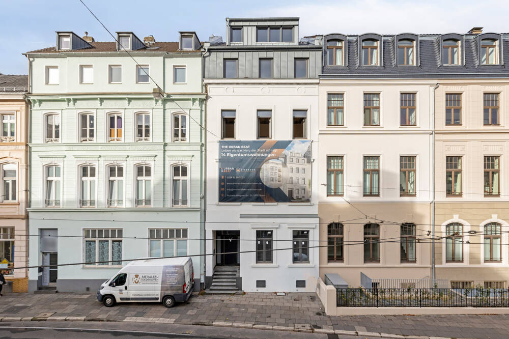 Klassische Architektur, modernes Wohnen - 3 Zimmer im kernsanierten Altbau – Bonn – Bild 1 von 8