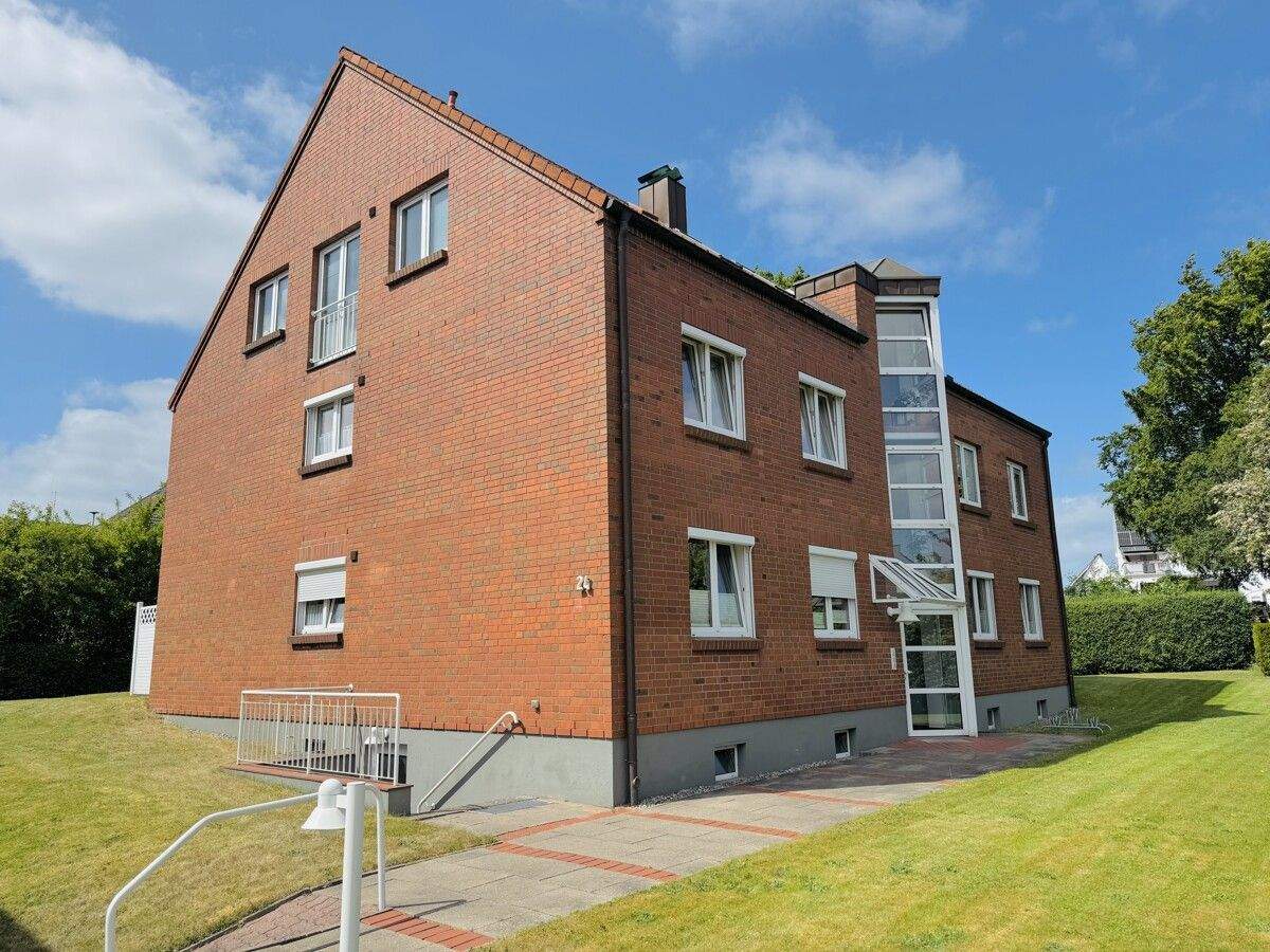 Großzügige Dachgeschosswohnung oberhalb des Kappelner Hafens Zentral und ruhig mit Blick zur Schlei – Kappeln – Vorschaubild 2