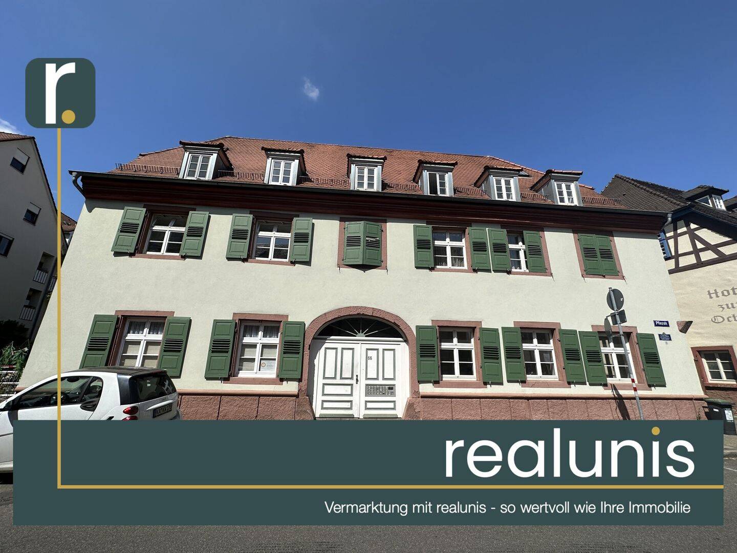 Charmante 1-Zimmer-Wohnung im denkmalgeschützten Altbau mit EBK und Stellplatz - nur bei realunis