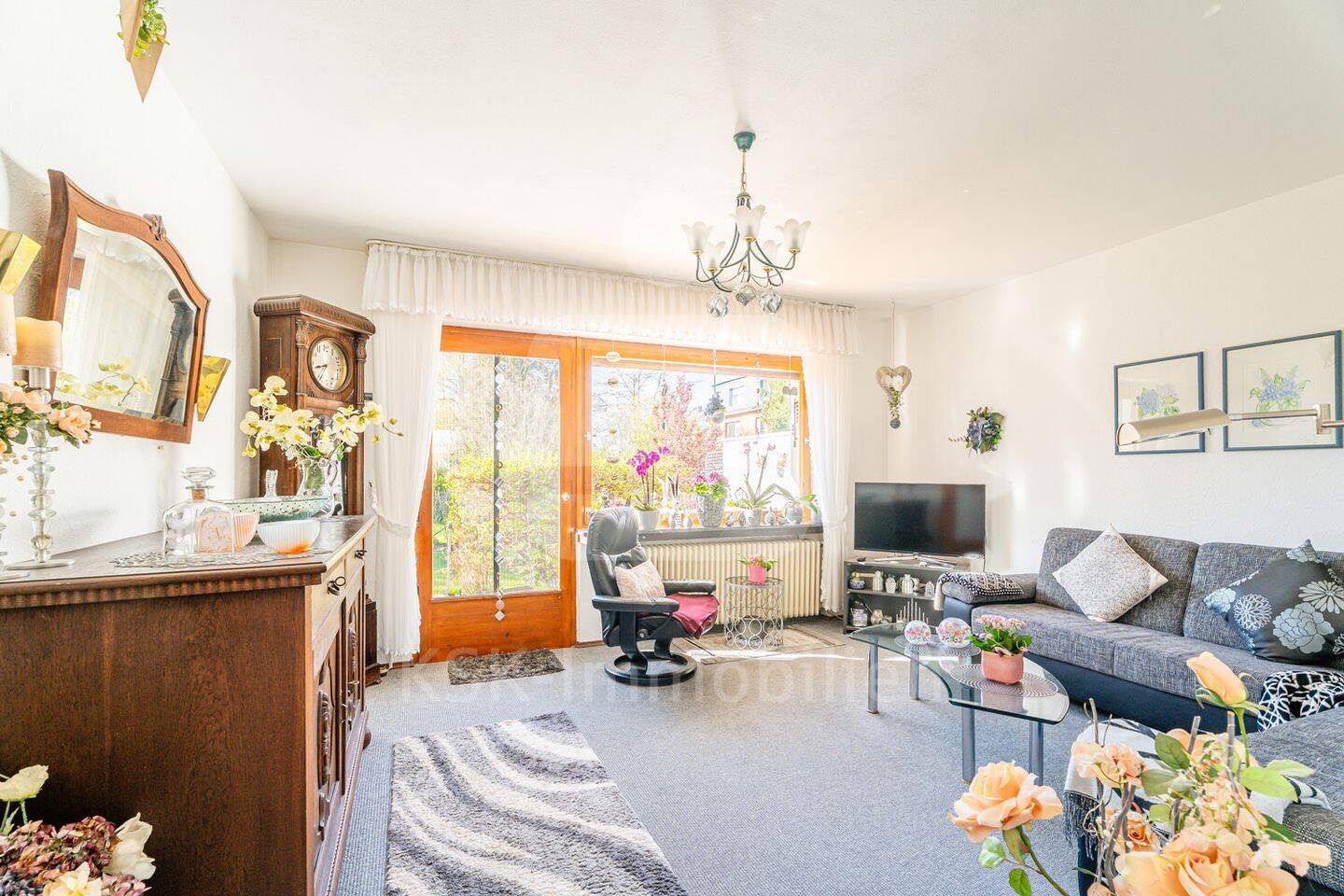 Gut geschnittenes Reihenmittelhaus in Troisdorf wartet auf seinen neuen Eigentümer! – Troisdorf – Vorschaubild 3