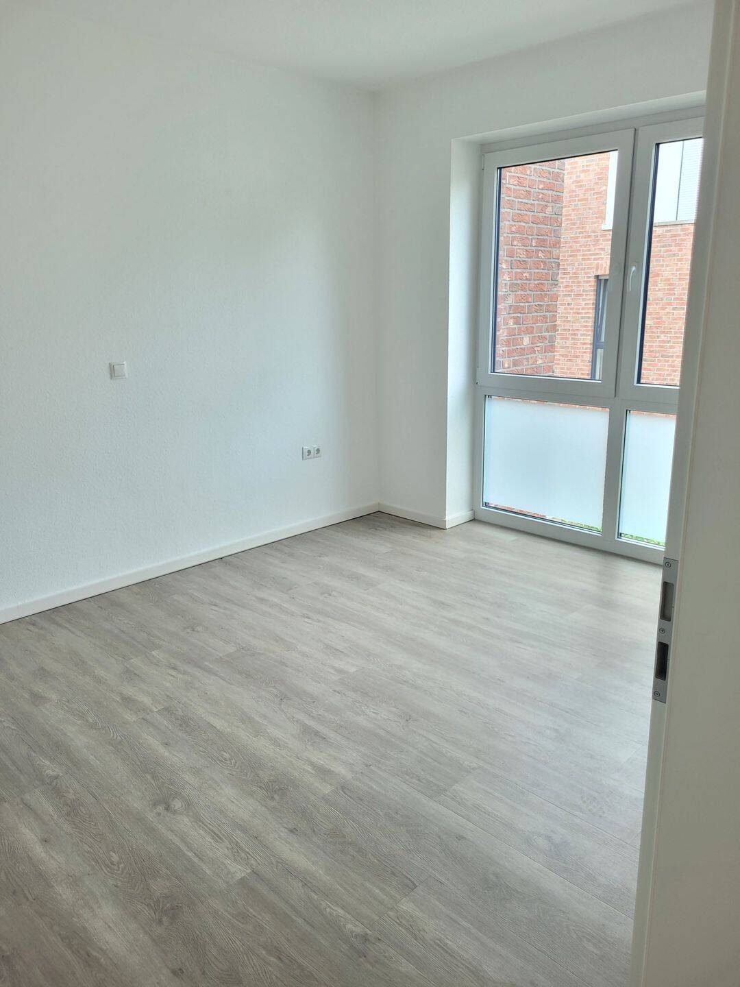 Osnabrück | Moderne 2-Zimmer-Wohnung mit Balkon, Fahrstuhl & Fußbodenheizung – Osnabrück – Vorschaubild 5
