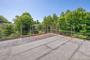 Großzügige Dachterrasse mit Blick ins Grüne – 22607 Hamburg – Vorschaubild 9