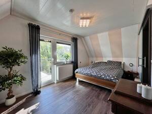Randlage Bremer Neustadt - modernisiertes Haus mit Sonnenterrassen! – 28201 Bremen – Vorschaubild 6