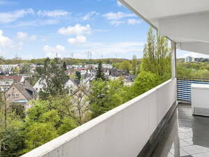 Top-Lage + Balkon + Stellplatz + Keller: Großzügige 3-Zimmer-Wohnung! – 63067 Offenbach am Main – Vorschaubild 9