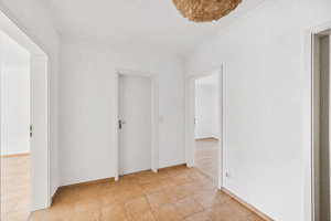 Vermietete Kapitalanlage in Tibarg-Nähe: 2,5-Zi.-Wohnung mit Süd-Balkon und Tiefgarage – 22459 Hamburg – Vorschaubild 8