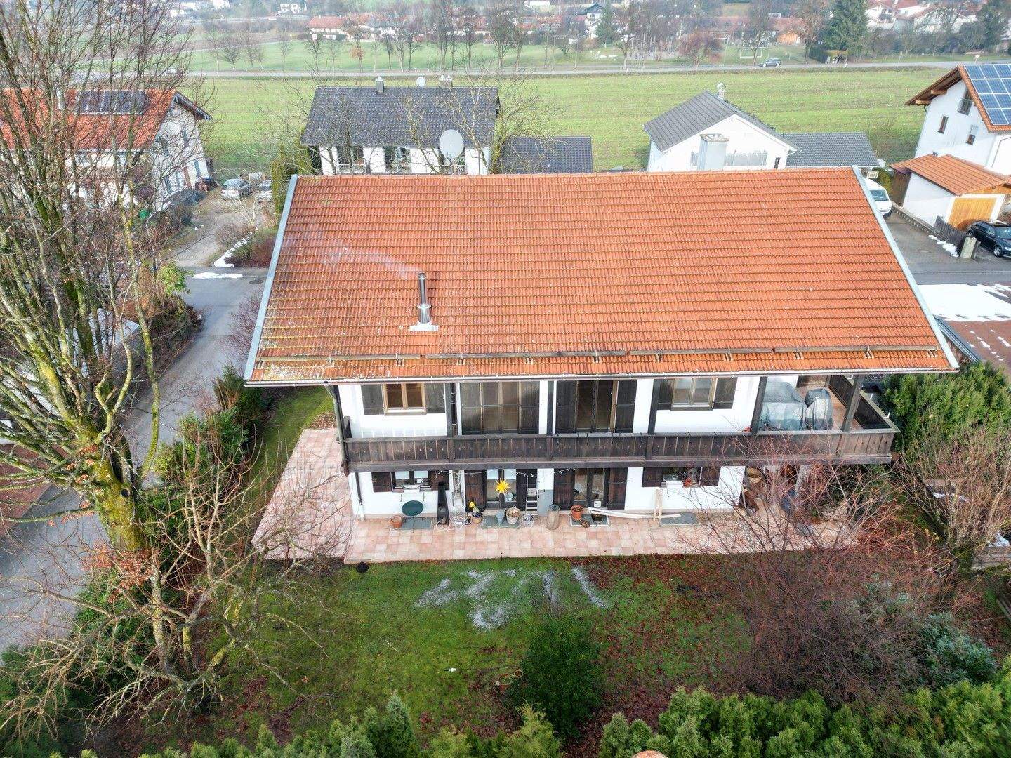 Mehrfamilienhaus in Frasdorf zu verkaufen – Frasdorf – Bild 1 von 9