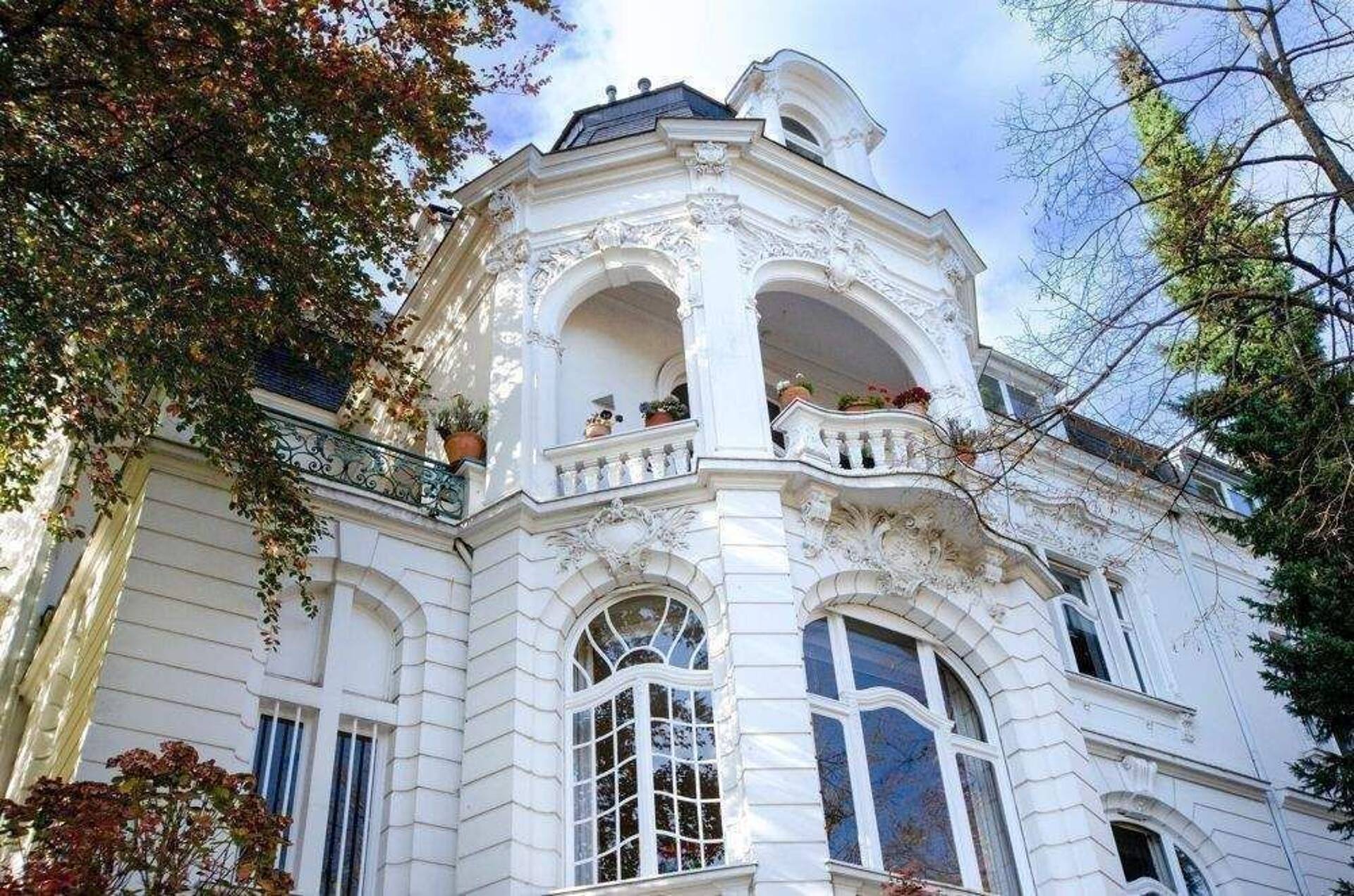 Haus in 42115 Wuppertal mit 605 m² kaufen