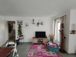 Stilvolle, neuwertige 4-Zimmer-Wohnung mit Terrasse, Garten und Balkon in Fürth-Unterfarrnbach – 90766 Fürth – Vorschaubild 4