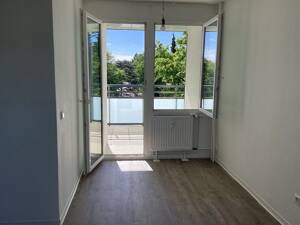 Schönes und altengerechtes 1-Zimmer-Appartment mit großem Balkon – 33609 Bielefeld – Vorschaubild 2