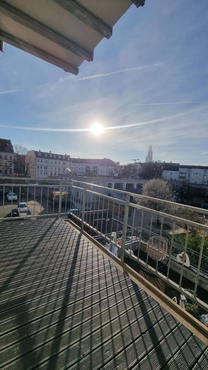 Große 3-Raumwohnung tollem Schnitt und zwei Balkonen! – Leipzig – Vorschaubild 6