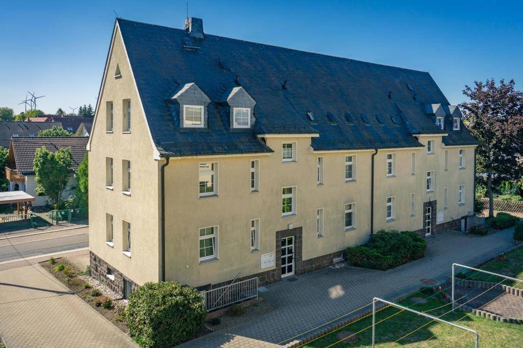 Altbauwohnung mit Tageslichtbad in ruhiger Seitenstraße gelegen – Chemnitz – Vorschaubild 4
