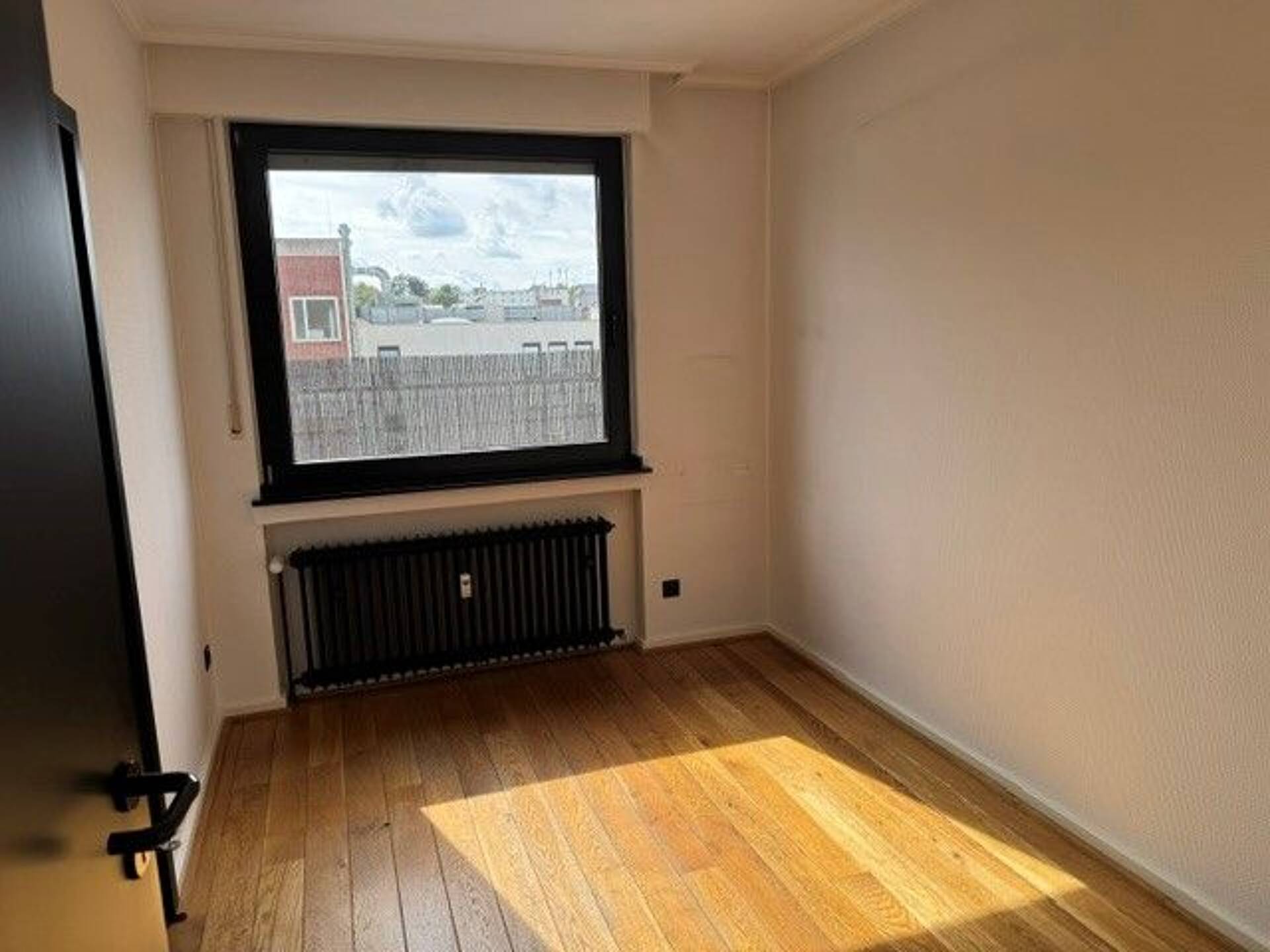 Dachgeschosswohnung in 41061 Mönchengladbach mit 125 m² kaufen