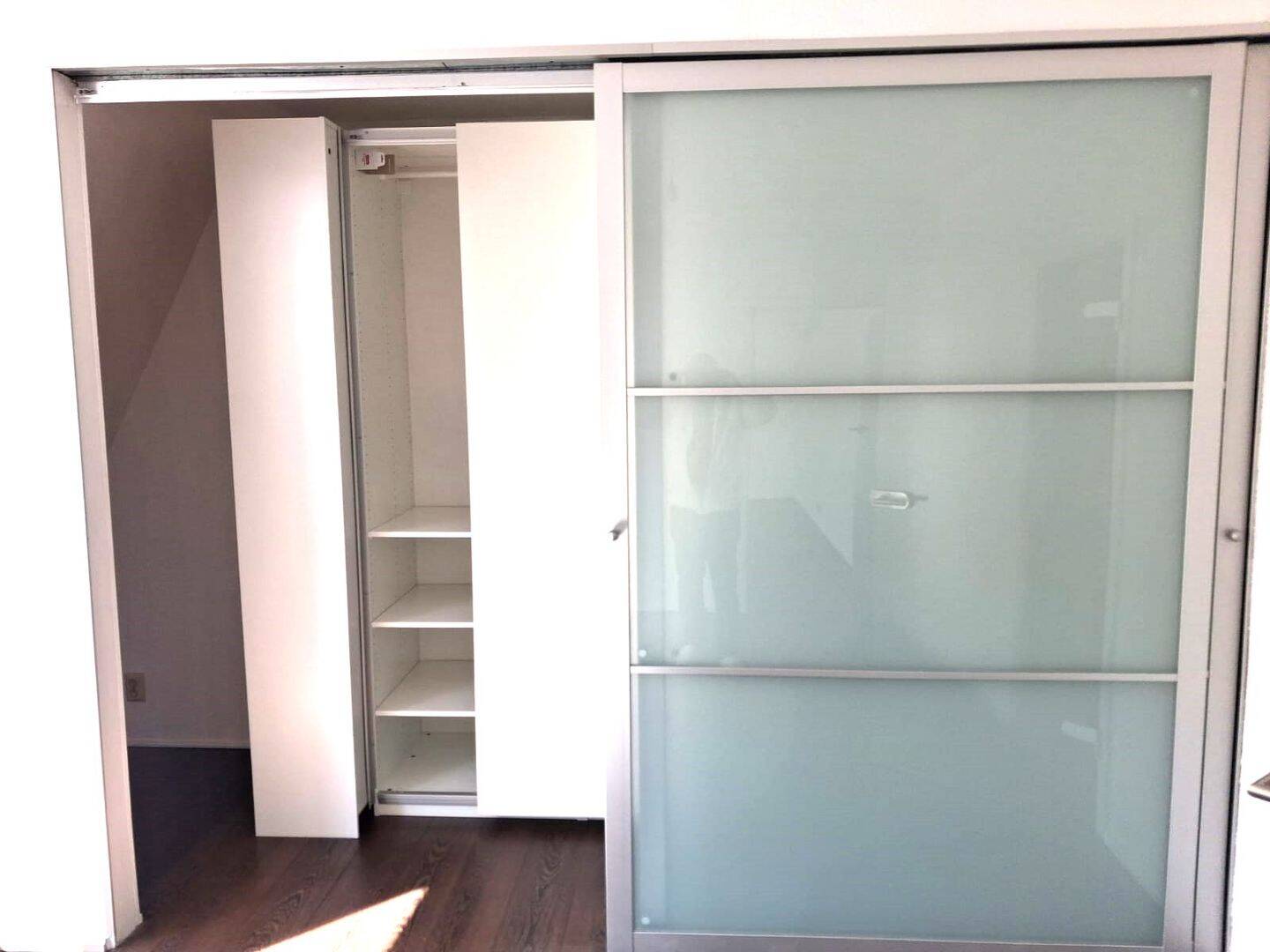 *ERSTBEZUG NACH SANIERUNG * SCHICKE 3-RAUM-WOHNUNG MIT BALKON, EINBAUKÜCHE UND STELLPLATZ – Magdeburg – Vorschaubild 8