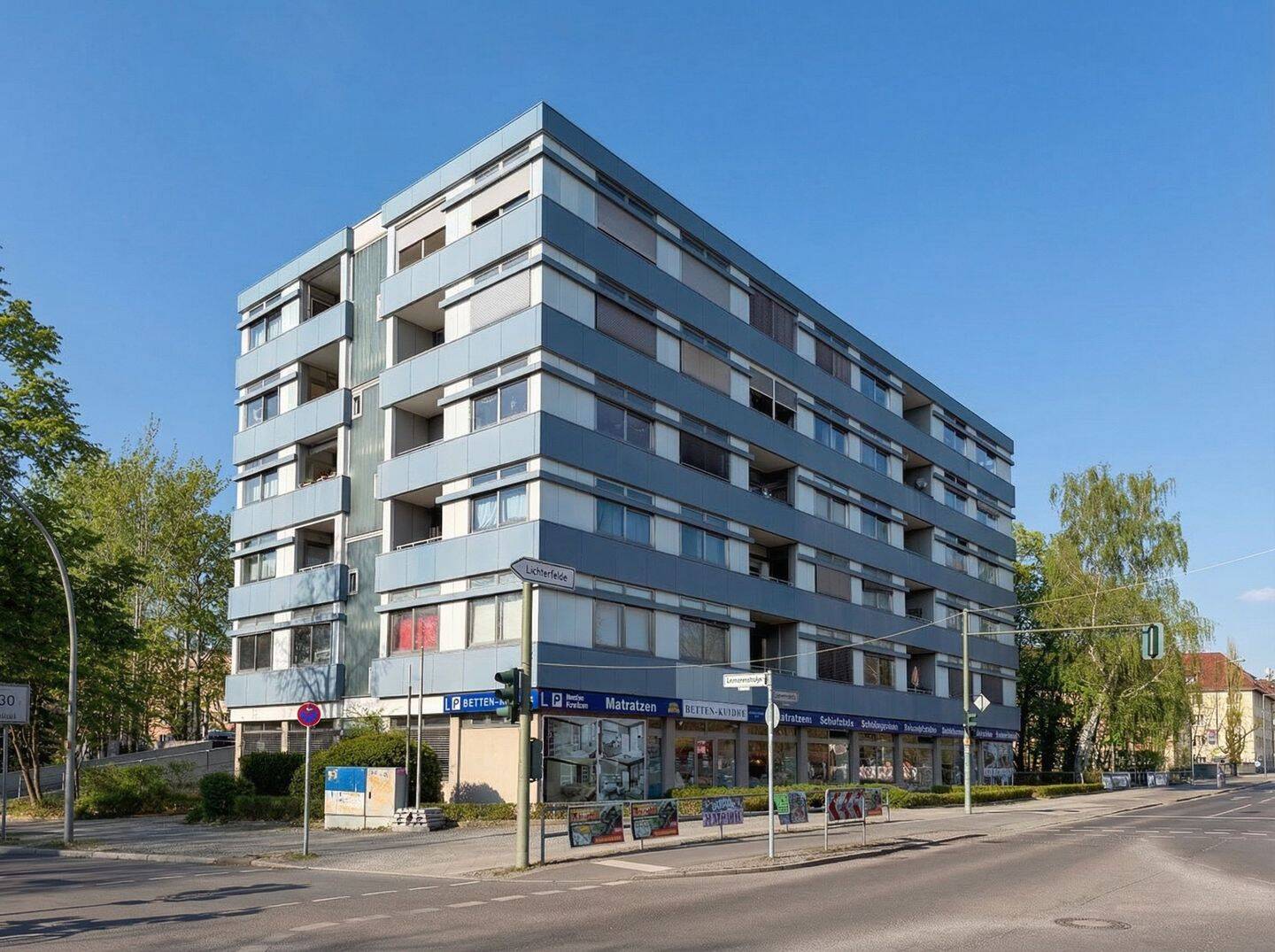 2-Zimmer-Wohnung mit unverbaubarem Weitblick über Lankwitz - Verkauf mit Wohnungsrecht – Berlin – Vorschaubild 7