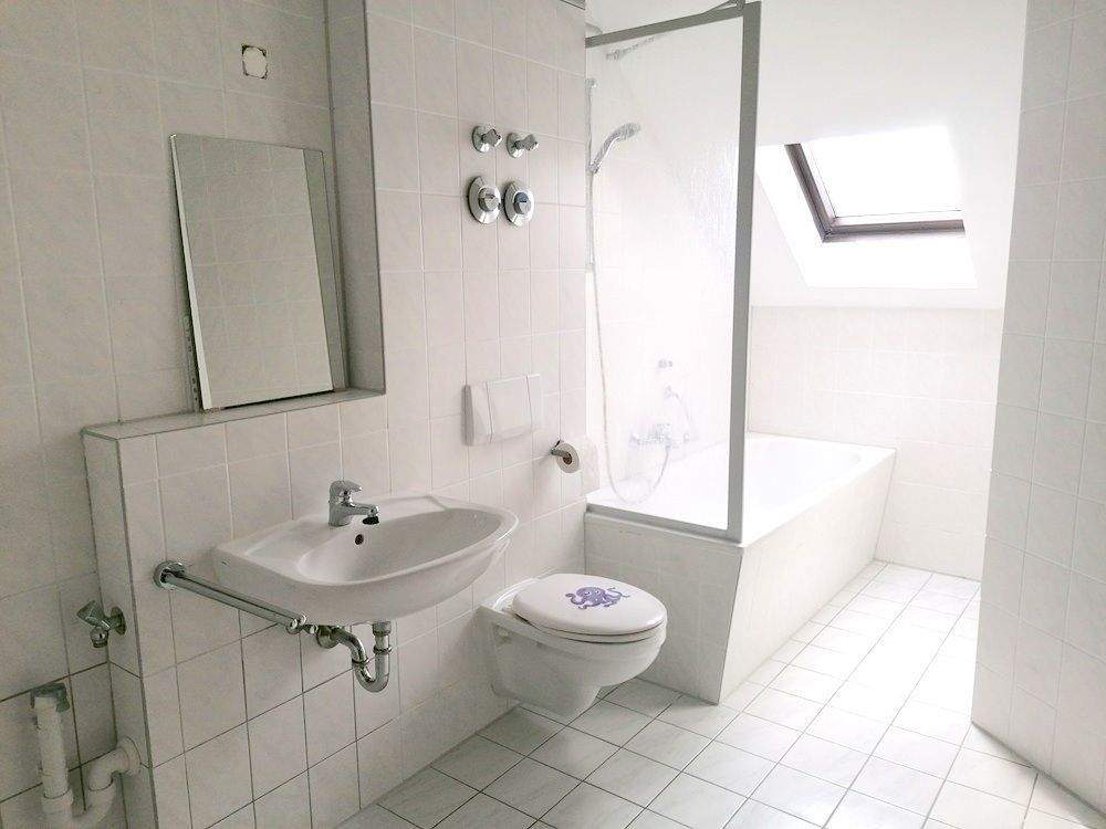 !! Einbauküche, 3-Zimmer-Dachgeschosswohnung mit Balkon !! – Chemnitz – Vorschaubild 7