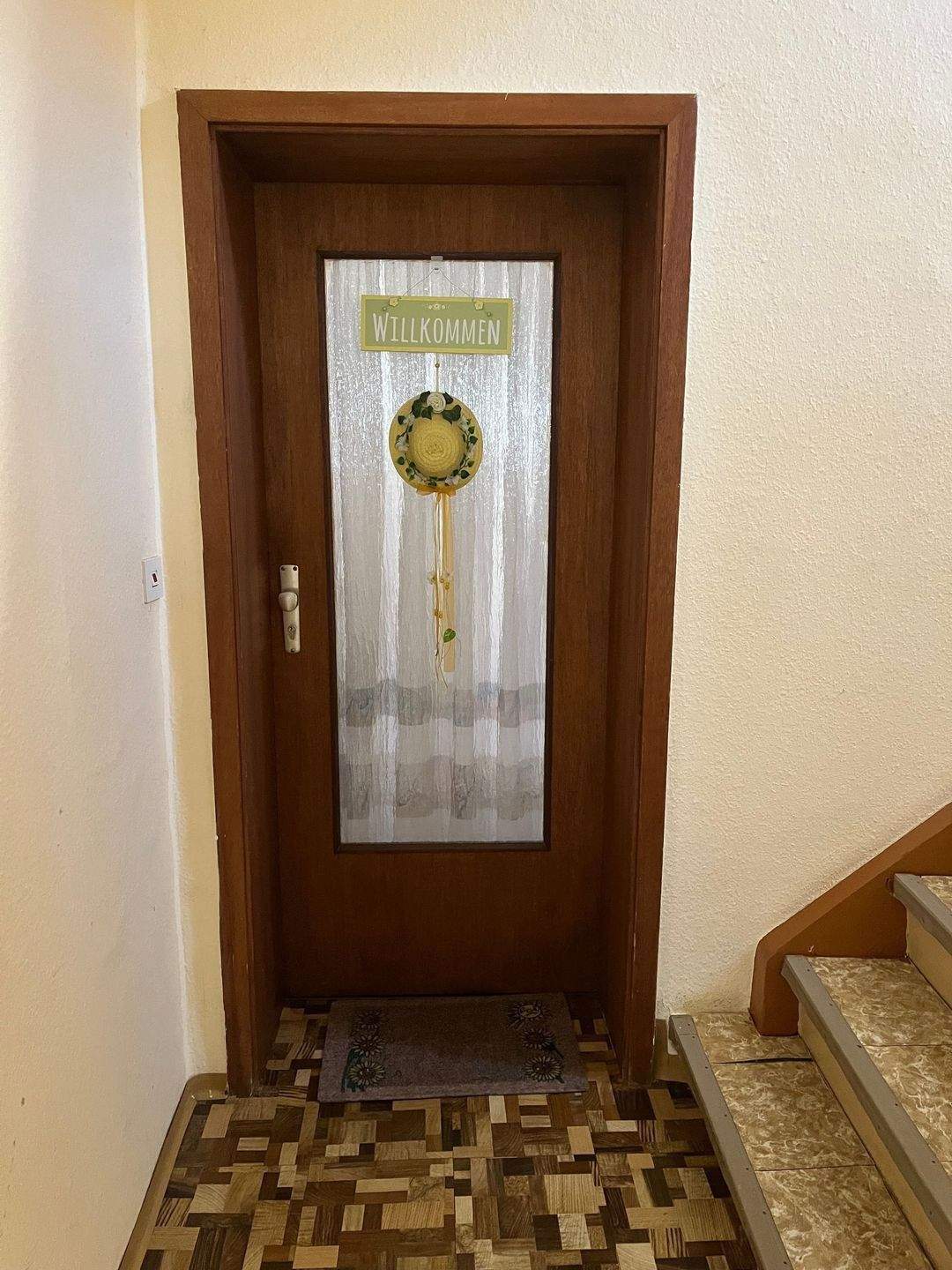Gepflegte Doppelhaushälfte mit zwei Wohnungen und schönem Gartengrundstück in Weilburg - Ahausen – Weilburg – Vorschaubild 2