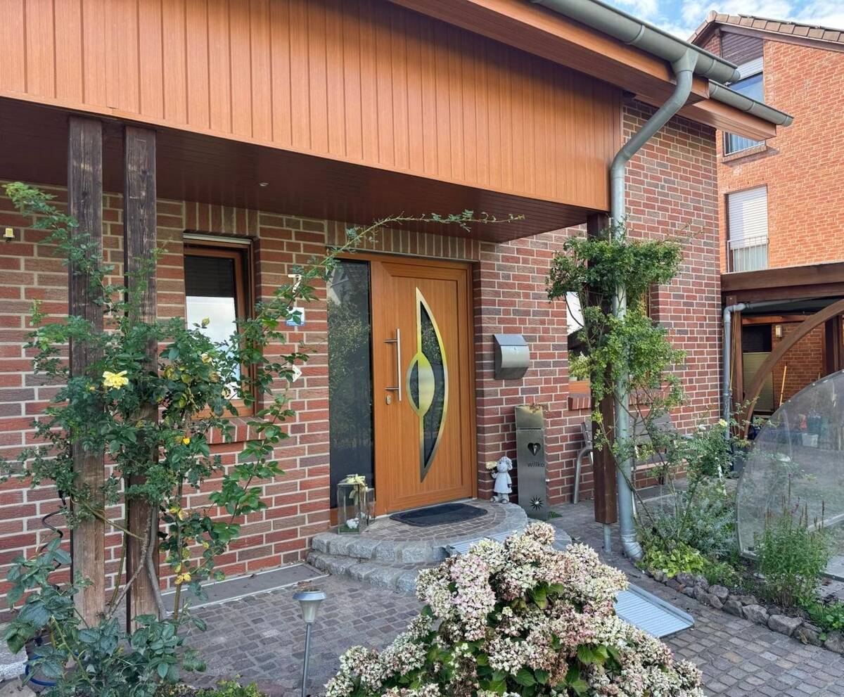Attraktive Doppelhaushälfte in Münster-Roxel – 48161 Münster – Bild 1 von 9