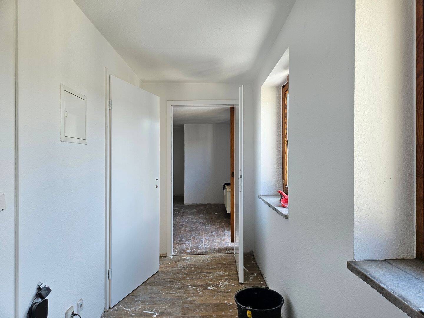 Mit Video: Frisch saniert - Dachgeschosswohnung mit Südwest-Balkon – Magdeburg – Vorschaubild 9