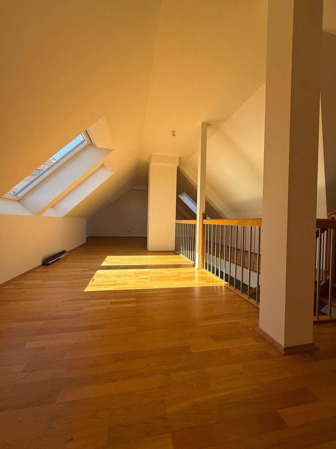 EIGENNUTZER AUFGEPASST: FREIE MAISONETTE-4-RAUM-WOHNUNG IM GRAFISCHEN HOF MIT DACHTERASSE UND BALKON – Leipzig – Vorschaubild 6