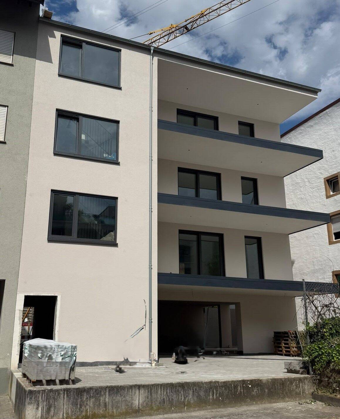 3 Zimmer Wohnung mit Terrasse