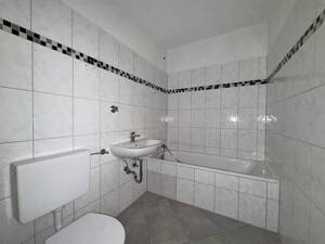 tolle, größzügig geschnittene Wohnung mit Balkon & Weitblick! – 44869 Bochum – Vorschaubild 6