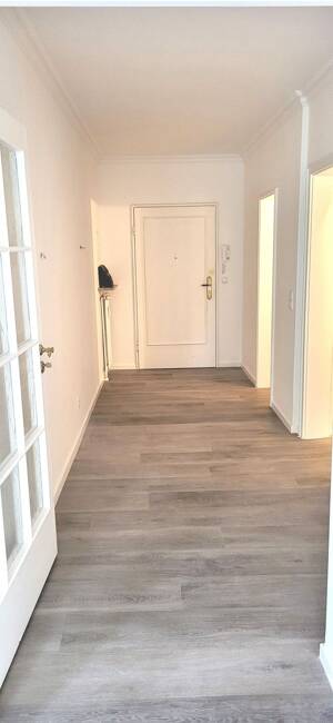 Attraktives Wohnungspaket in Hamburg Zwei Wohneinheiten mit großem Südbalkon und umfangreicher Renovierung – 22391 Hamburg – Vorschaubild 8