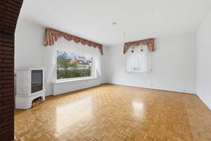 Wohnhaus mit 3 Wohnungen in schöner Wohnlage, Fürth-Ronhof. Bezugsfrei! – 90765 Fürth – Vorschaubild 7