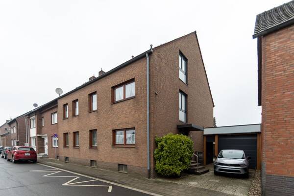 Haus in 41468 Neuss mit 303 m² kaufen