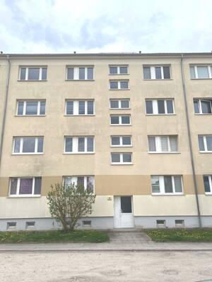 NEU! Frisch renovierte 3-Raumwohnung Hermann-Kiese-Str. 14, Erfurt-Vieselbach – 99098 Erfurt – Vorschaubild 2